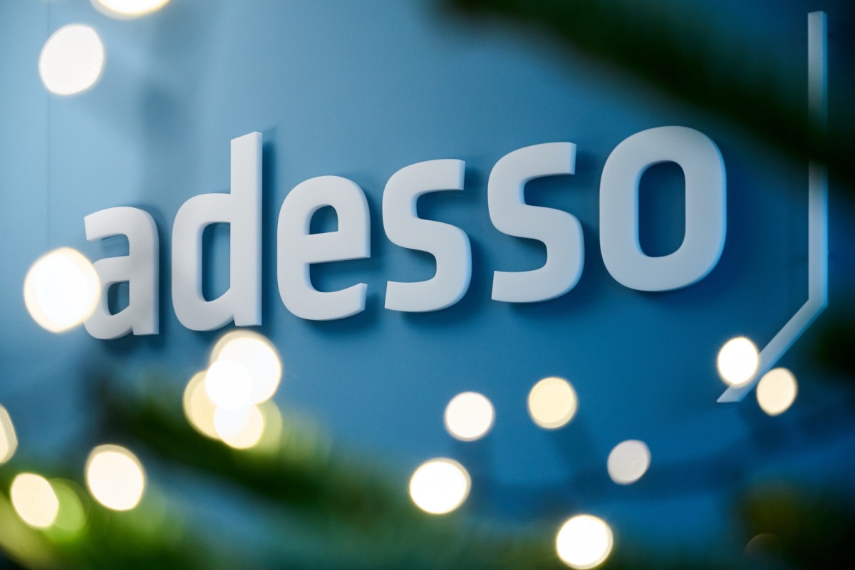 adesso Logo adesso Logo
