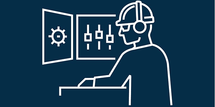 Icon Figur mit Helm und Hörschutz vor einer Produktionstafel