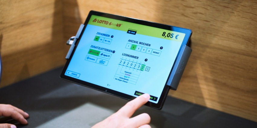 Person mit einem Tablet 