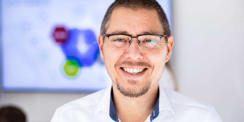 Sebastian - Senior Business Developer