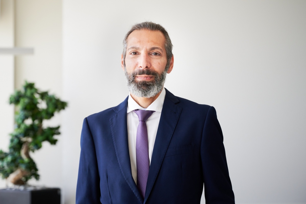 Reza Gashtil, Head of Cloud bei adesso, verantwortet die Beratung von Unternehmen bezüglich Cloud-First-Strategien und Cloud-Computing-Technologien. (Copyright: adesso) Reza Gashtil, Head of Cloud bei adesso, verantwortet die Beratung von Unternehmen bezüglich Cloud-First-Strategien und Cloud-Computing-Technologien. (Copyright: adesso)