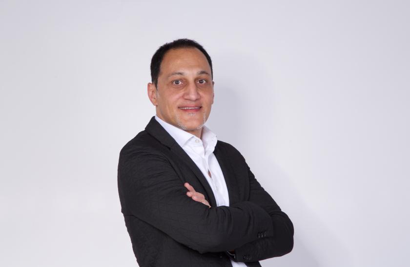 Reachbird-Geschäftsführer Usama Abu-Pascha: „Gerade datenbasierte und KPI-getriebene Influencer-Kampagnen bieten den Unternehmen schnelle und wertvolle Insights, wie der Markt ‚tickt‘.“ (Copyright: adesso)