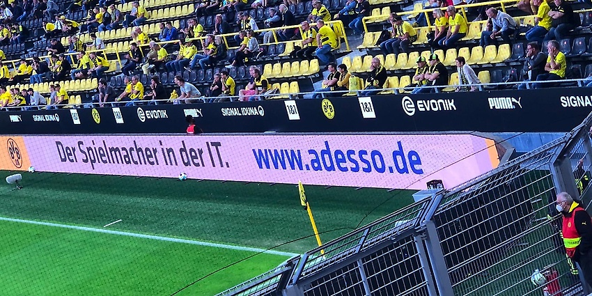 Bandenwerbung von adesso im BVB-Stadion (Copyright: adesso)