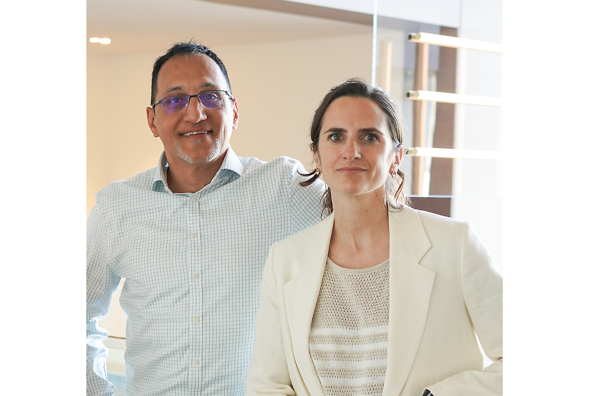 Die beiden Reachbird Co-CEOs Usama Abu-Pascha (links) und Eva-Maria Hänel (rechts) freuen sich darauf, den dynamisch wachsenden Markt für Influencer Marketing auch in Zukunft mitzugestalten. (Quelle: adesso) Die beiden Reachbird Co-CEOs Usama Abu-Pascha (links) und Eva-Maria Hänel (rechts) freuen sich darauf, den dynamisch wachsenden Markt für Influencer Marketing auch in Zukunft mitzugestalten. (Quelle: adesso)