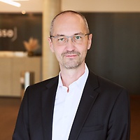 Christian Nölke ist Principal Consultant bei der adesso SE und beschäftigt sich seit mehreren Jahren mit KI in der Versicherungswirtschaft. (Quelle: adesso)